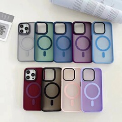 肌触りの良いマット仕上げ、Apple 15P マグネット充電対応スマホケース iPhone17ProMax 透明16 保護カバー