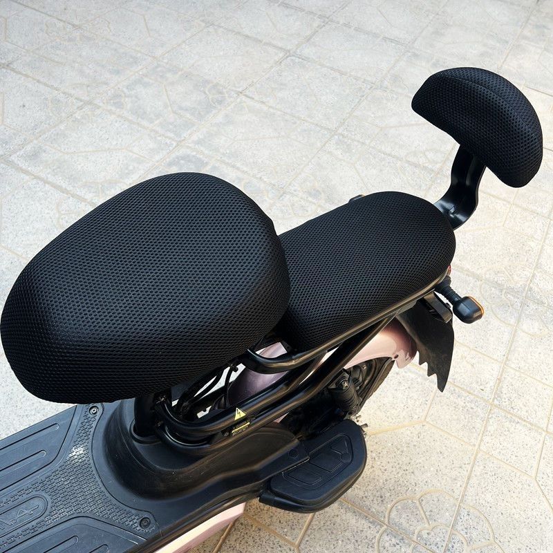 Seat cushion cover for electric vehicle, thickened sun-proof and heat-insulating universal type with full round head