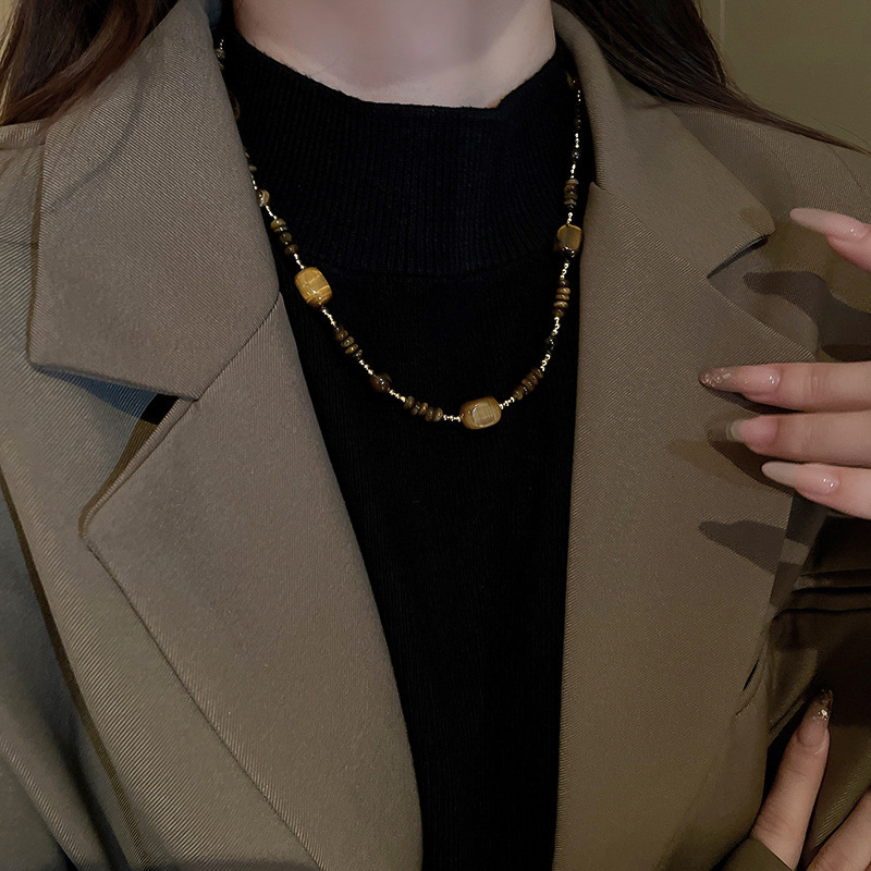 Colar de pérolas de luxo com fecho magnético para mulher_voghion.com