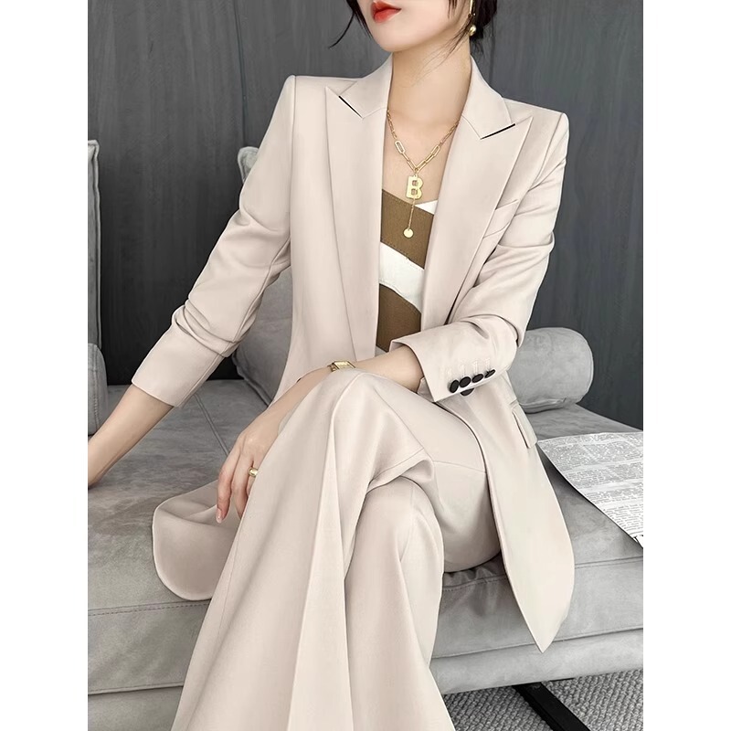 炸街网红爆款早秋轻奢高级感显瘦职业西服西装套装女春款|undefined