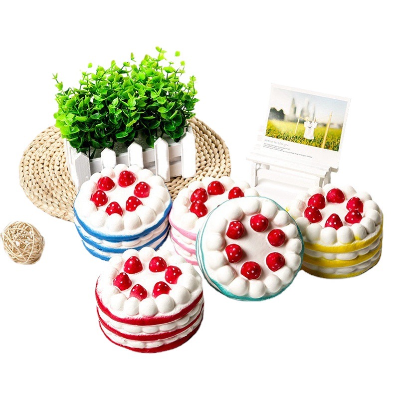 Nuevo pastel de fresa pu rebote lento simulación niños adultos descompresión Vent juguete fábrica al por mayor