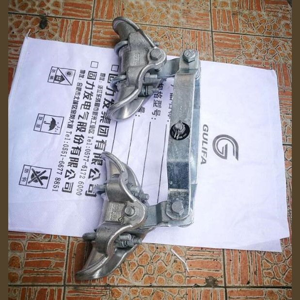 悬垂线夹XGS垂直双分裂提包式悬垂线夹XGS-10040/600