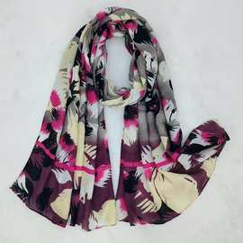 外贸原单新款人字斜印花围巾清新花卉民族风女士披肩现货厂家直销