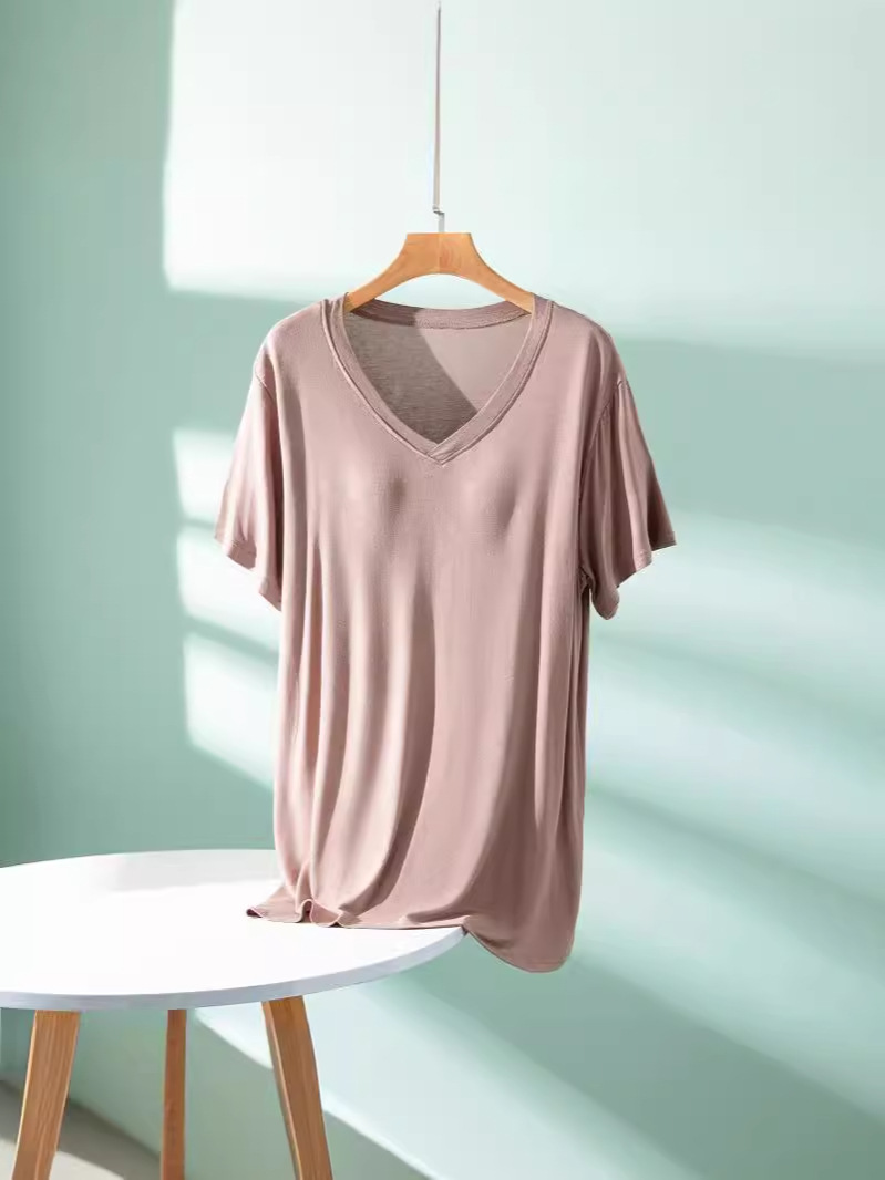 モダール素材の胸パッド付きTシャツ、女性用半袖、夏用ゆったり大きいサイズ、着痩せ効果のあるトップス、ミドル丈、Vネック、アウターとしても着用可能。