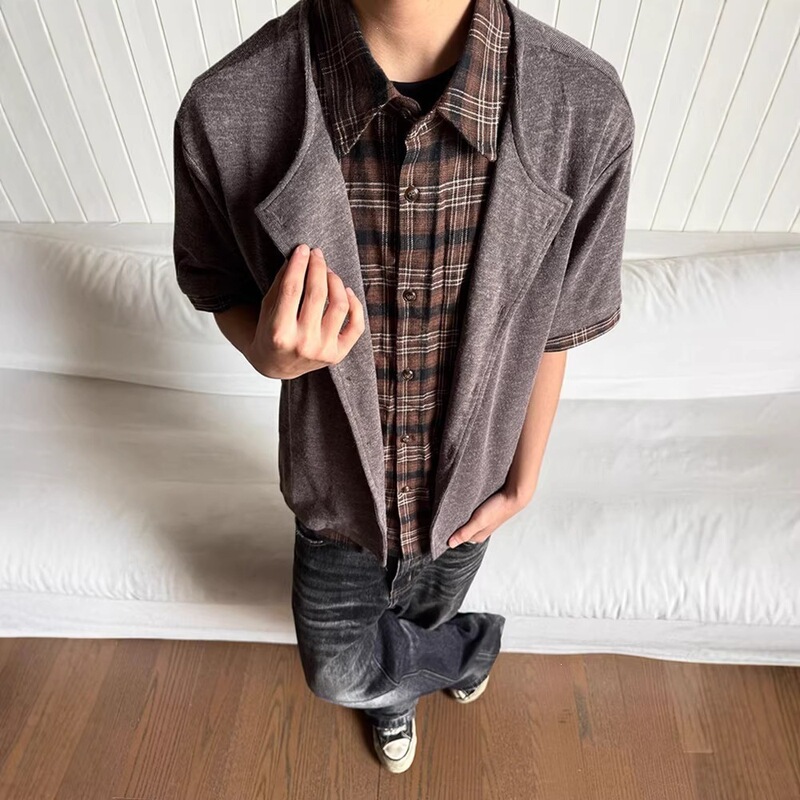 Vintage Design Lapel T-Shirt, Niche Short-Sleeve Men's Summer Shirt, Faux Two-Piece Style Jacket, American Style Vintage Design Lapel T-Shirt, Niche Short-Sleeve Men's Summer Shirt, Faux Two-Piece Style Jacket, American Style