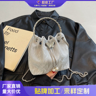 �������б������Ů2026�¿�С���OӋ��朗lб��������ް�ˮͰ��