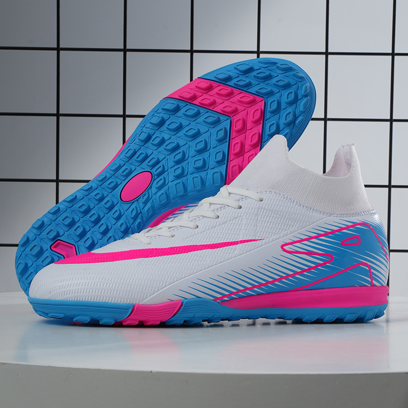 2025 nuevos zapatos de fútbol transfronterizos para hombres y mujeres AG clavos largos zapatos de entrenamiento antideslizantes juveniles de moda estudiantil