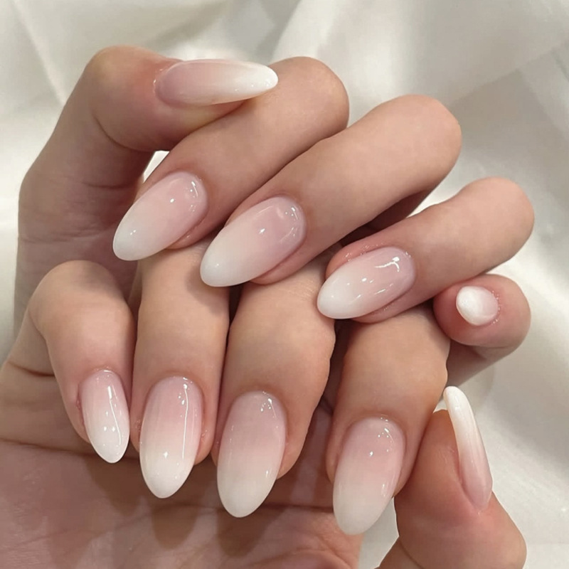 Simple White Gradient European and American Wearable Nails Short Almond Nails Wearable Foreign Trade Fake Nails Wholesale