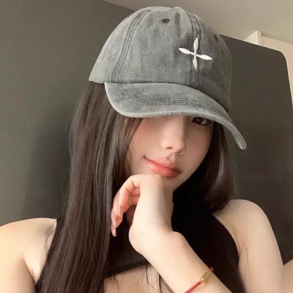 Embroidered sun-shading American-style large sun protection soft-top baseball cap with vintage-style brim, washed and distressed with three-dimensional cross design