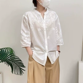 女式牛仔裤;女式衬衫;毛衣