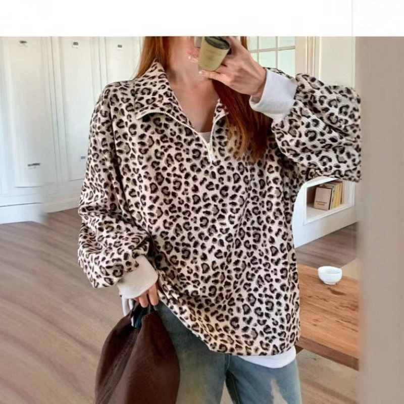 Retro Leopard Print Stand Collar Jacket for Women, Early Autumn 2026 New Design, Loose Mid-Length Sweatshirt, Trendy Early Spring Coat Retro Leopard Print Stand Collar Jacket for Women, Early Autumn 2026 New Design, Loose Mid-Length Sweatshirt, Trendy Early Spring Coat