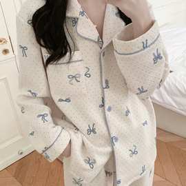 加厚加丝棉点点蝴蝶结亲肤舒适睡衣女可爱保暖家居服套装可外穿