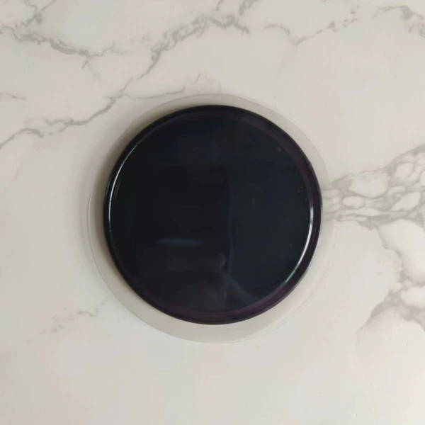 Black round pad
