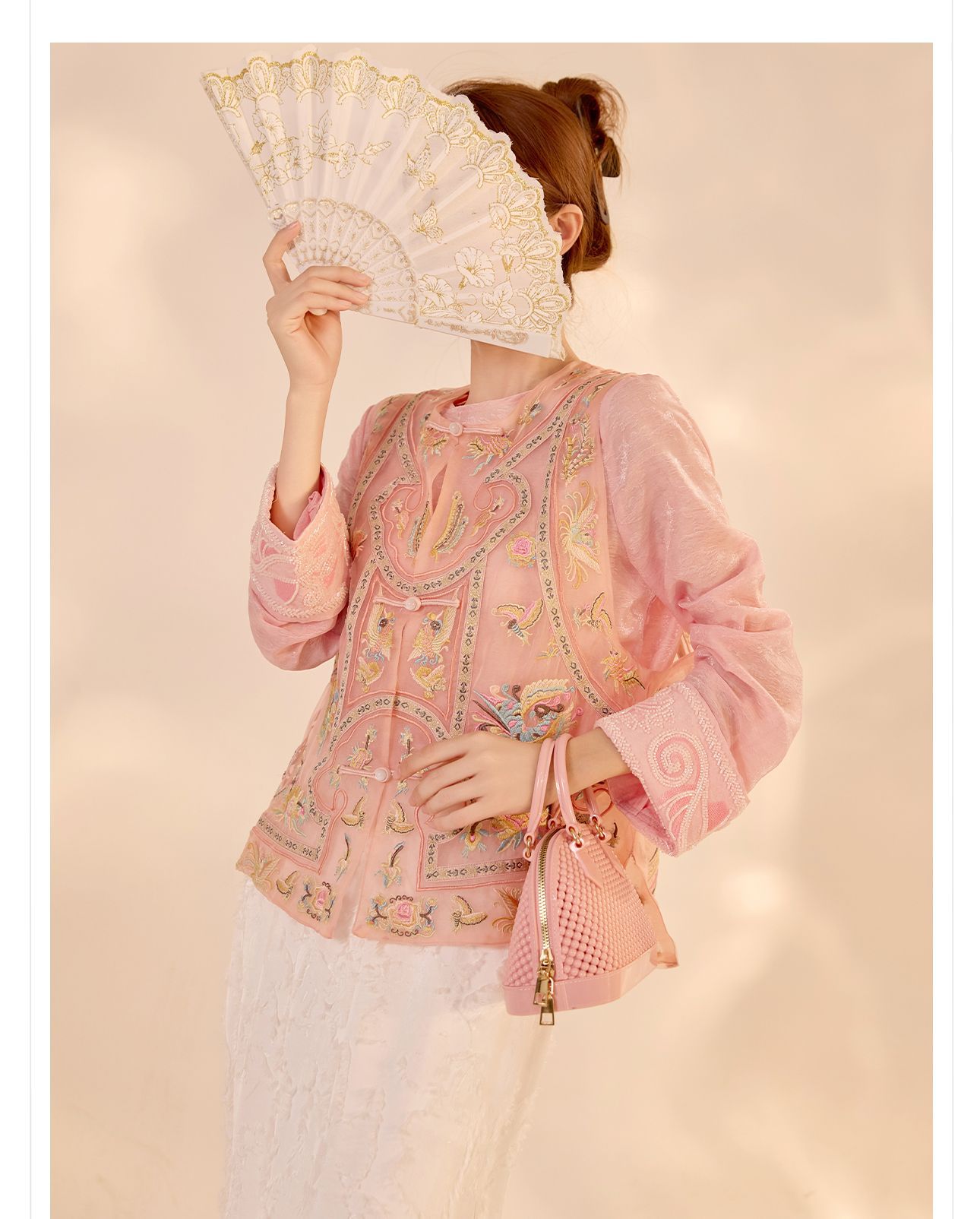Áo sơ mi nữ dài tay phong cách Trung Hoa mới, đính cườm thêu tay, chất liệu rayon mỏng nhẹ N2071 — Màu hồng, Màu trắng be, Màu vàng nhạt chi tiết 24