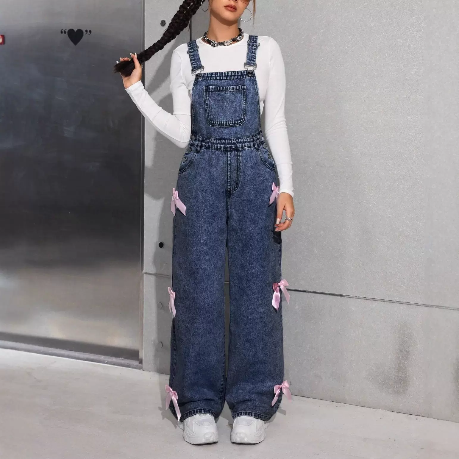 跨境专供欧美青少年女孩新款雪花水洗蝴蝶结装饰阔腿牛仔背带裤子