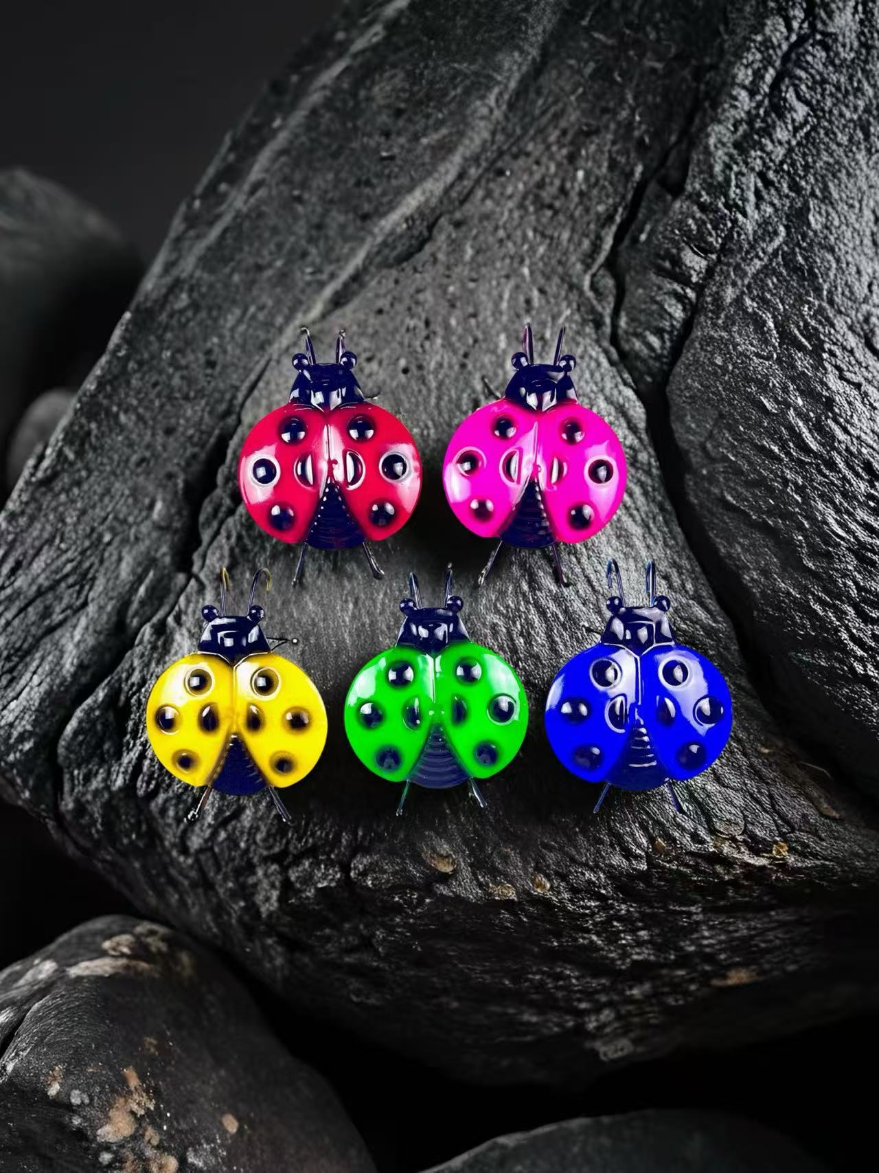 Three-dimensional Iron Ladybug Wall Art Hanging Decoration_voghion.com
