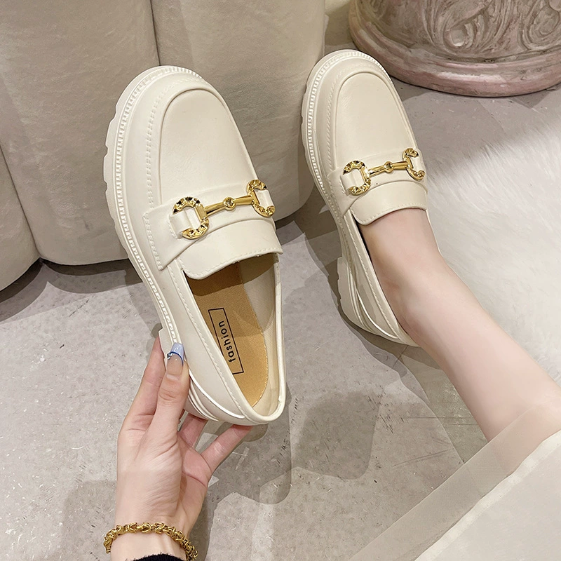 Новые женские туфли Lefu