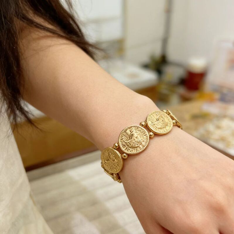 Greek Goddess French Vintage Distressed Metal Relief Portrait Three-Dimensional Coin Bracelet Antique Vintage Wristband Greek Goddess French Vintage Distressed Metal Relief Portrait Three-Dimensional Coin Bracelet Antique Vintage Wristband