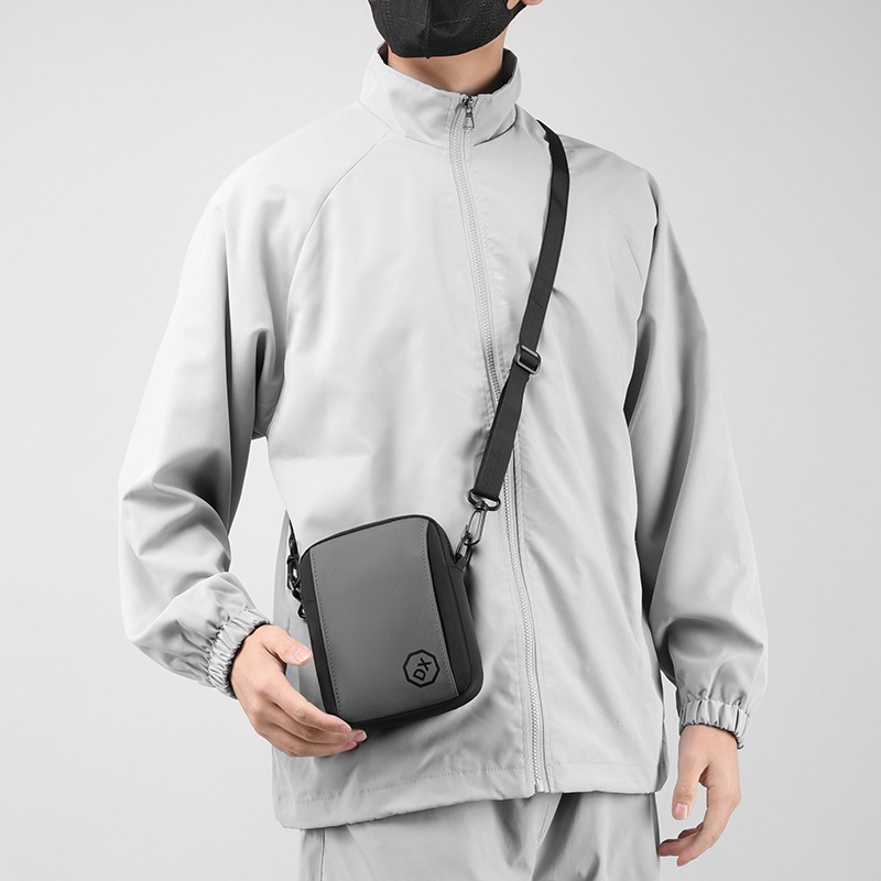 Men's crossbody bag with a high-end feel, small men's bag, travel bag, backpack, double-shoulder bag, multi-purpose men's crossbody bag undefined