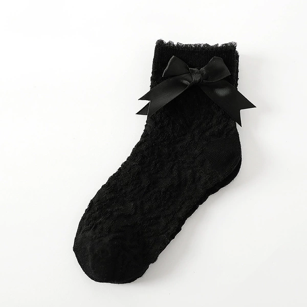 With bow, black