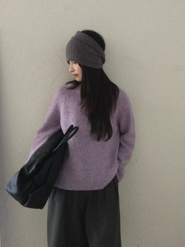2025秋冬韩版温柔风后背蕾丝贴布纯色套头毛衣女宽松软糯时尚上衣|undefined