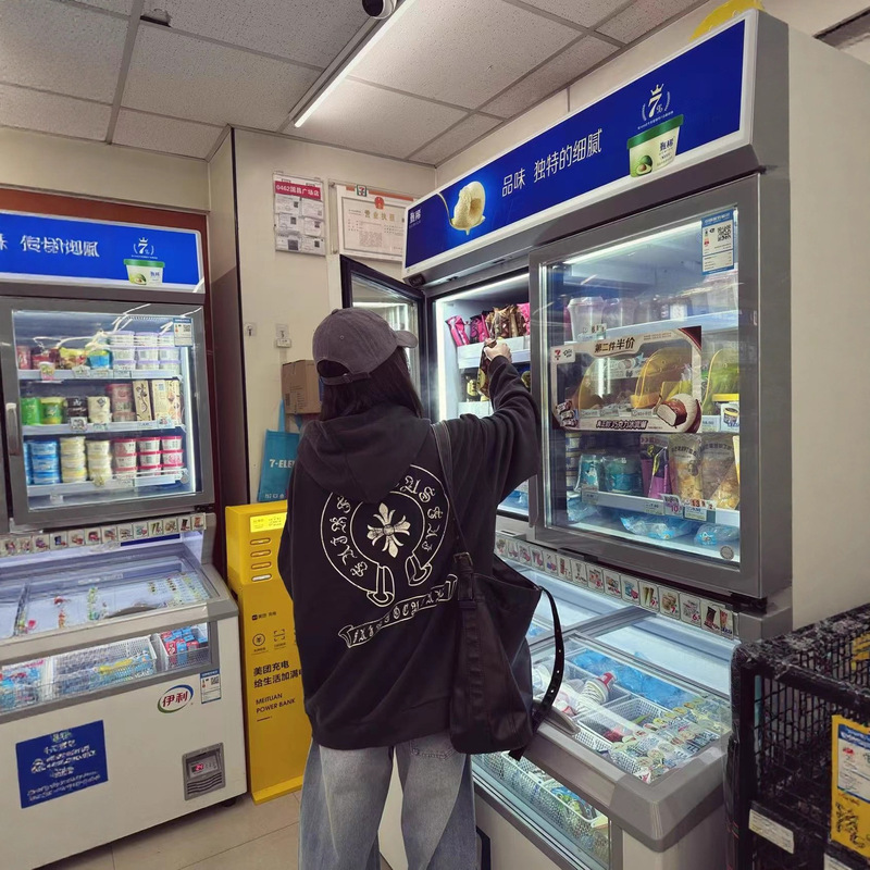 CH家正确版25新款梵文水泥黑灰外套小众设计美式印花宽松连帽上衣|undefined