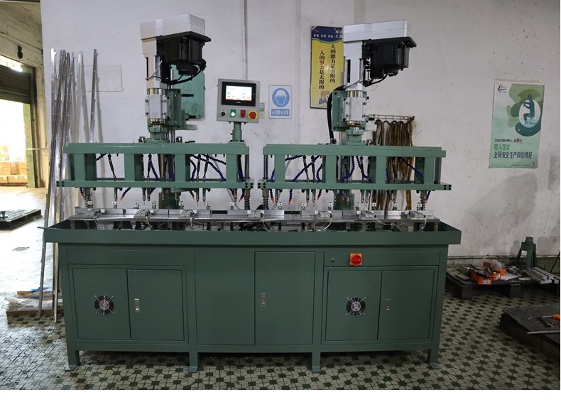 多头多轴攻牙机摆臂可调攻牙机立式多轴伺报自动攻牙机铝材攻牙机