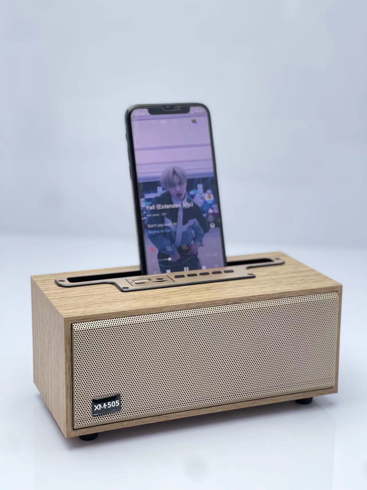 LQQ XM-505 Wireless Bluetooth Speaker Desktop Wooden Vintage Radio Mini Portable Mini Sound Card