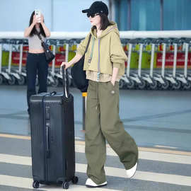 春秋新款绿色圆领条纹卫衣运动套装新款宽松休闲两件套女装运动风
