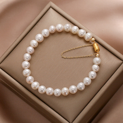 Alien Freshwater Pearl Magnet Clasp Bracelet for Students, Besties, Girls, Instagram Minimalist Cool Style Bead Bracelet