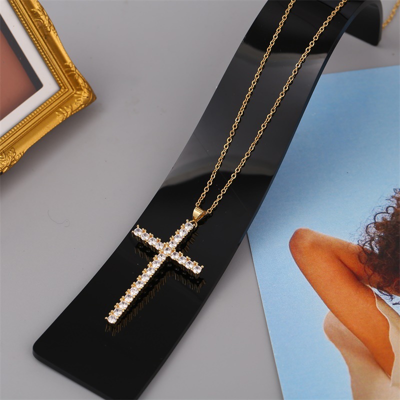 Retro Cross Copper Plating Zircon Pendant Necklace 1 Piece
