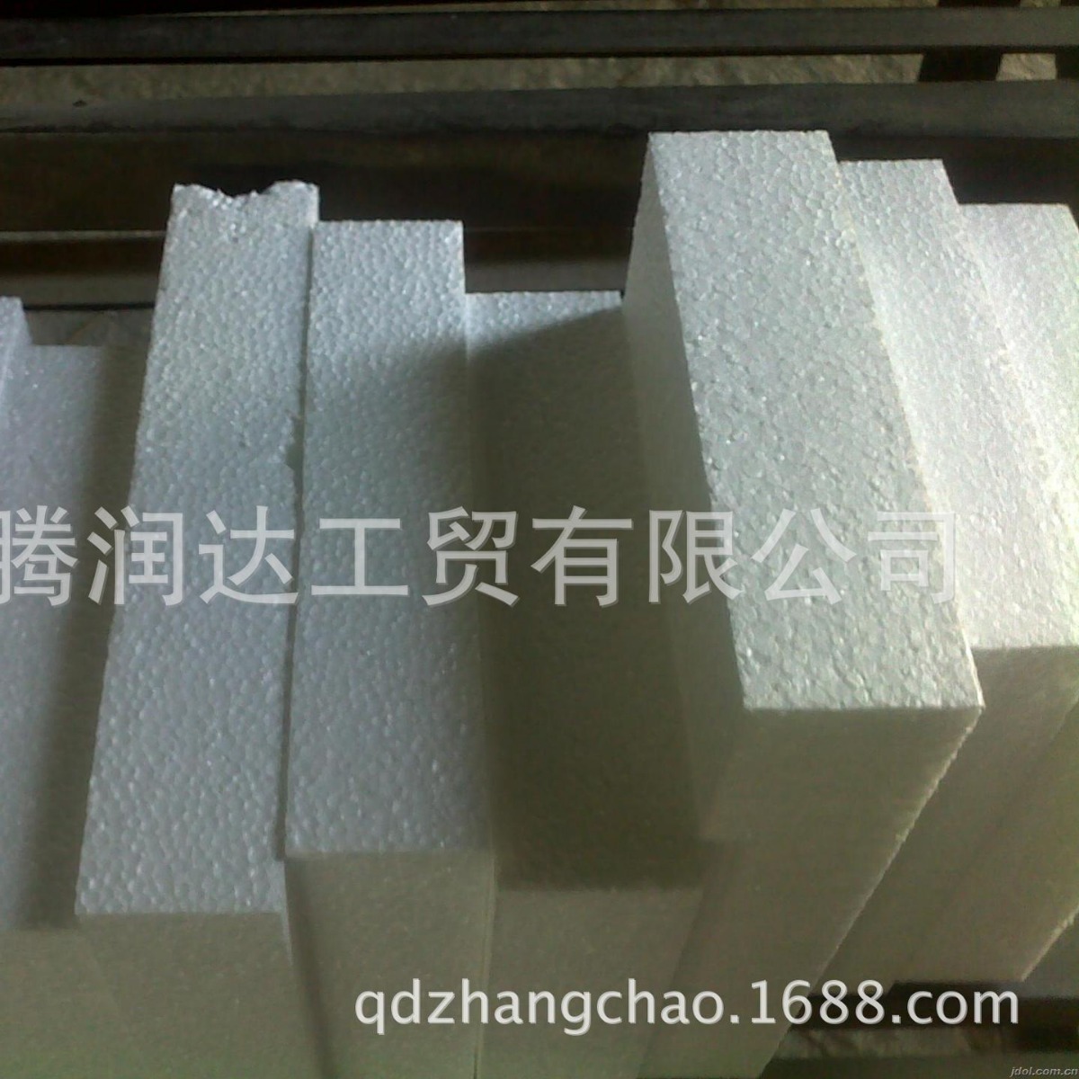 泡沫板泡沫护边气泡膜青岛泡沫板泡沫护角泡沫板气泡膜