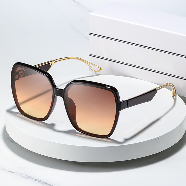 Square glasses solar-powered