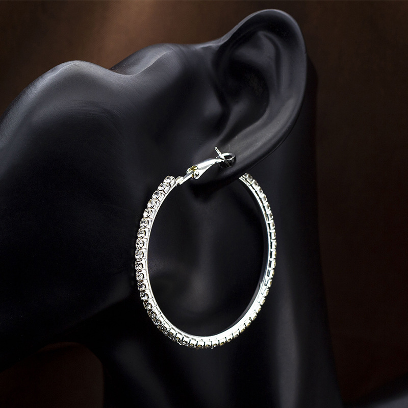 hot selling fabriek directe verkoop modieuze eenvoudige diamanten grote creolen voor vrouwen Koreaanse versie van internet beroemdheid overdreven oorbellen_voghion.com