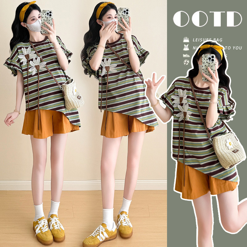 Maternity Suit Summer Retro Asymmetrical Stripesd T-Shirt Women's Summer Unique and Chic Flesh-Covering Slimming Look Tops and Shorts