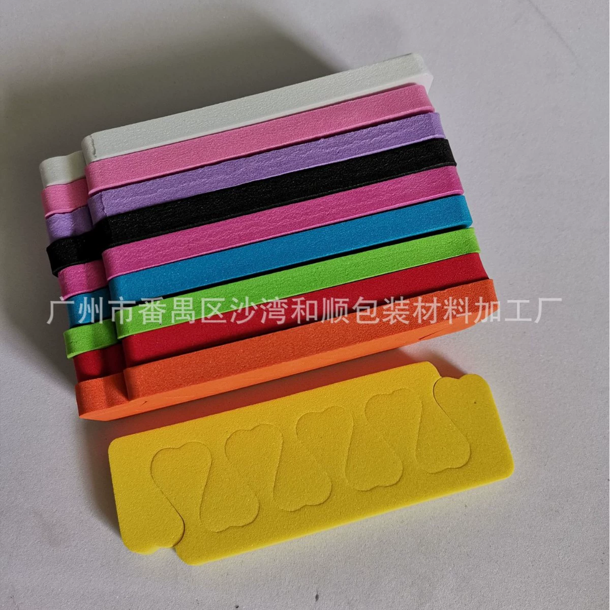 Разделитель для ногтей в форме сердца, разделитель для пальцев ног, подставка для пальцев, хлопковый разделитель для пальцев, черный цвет.