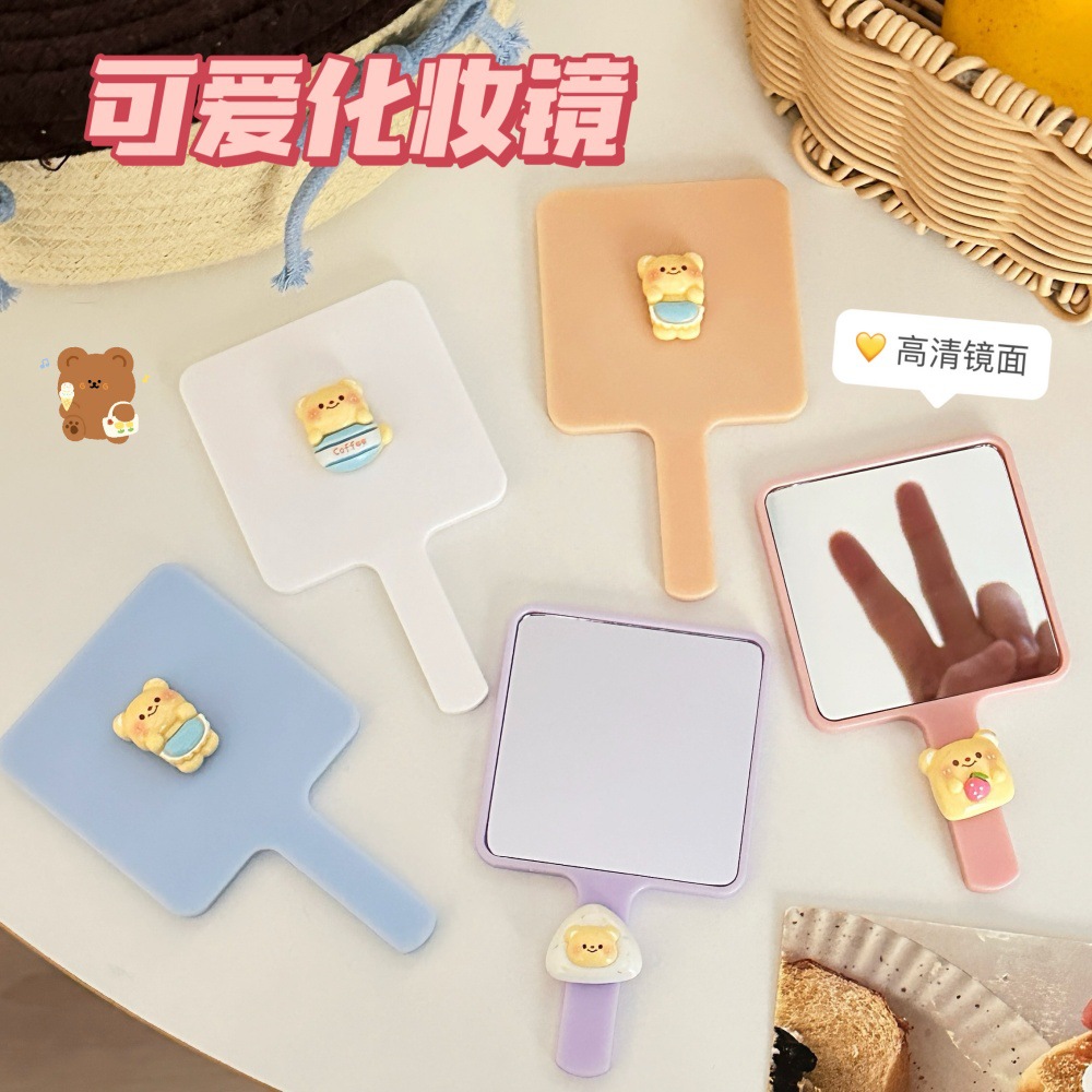 Nuevo espejo de maquillaje mini creativo espejo de oso lindo espejo de mango de corazón de niña de alto valor con espejo pequeño