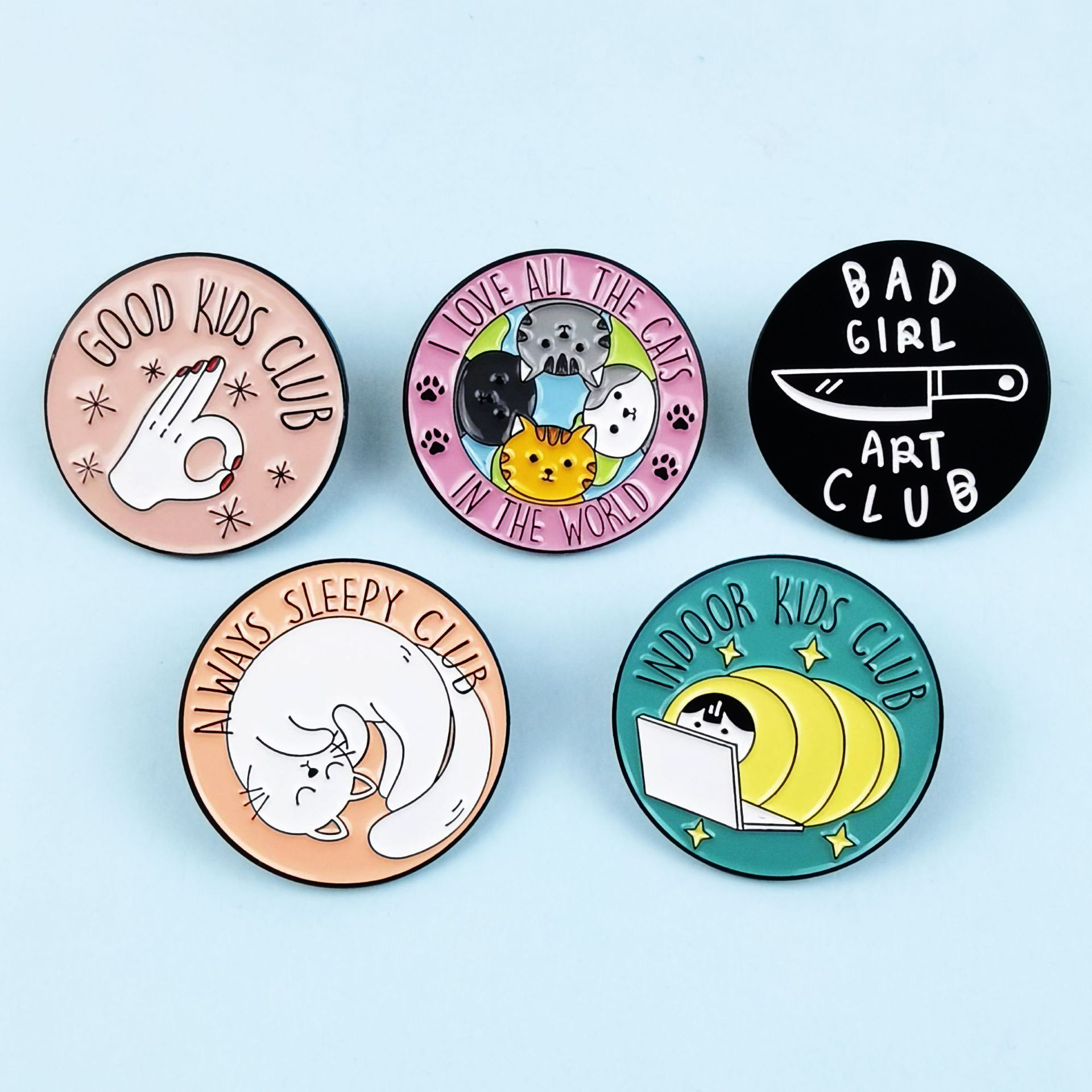 Personalidad humor broche inglés dibujos animados lindo patrón aleación insignia redonda accesorios de pin fijo spot transfronterizo