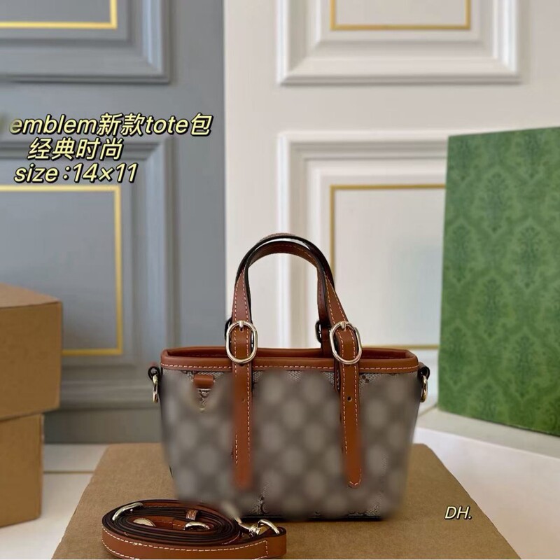 Gucci's new tote bag features a simple, elegant, and practical design that is both stylish and sophisticated