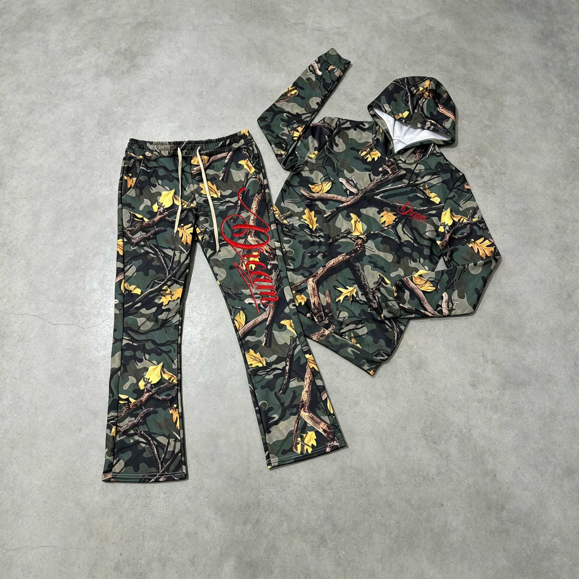 Men's Forest Camouflage Dream Embroidered Signature Two-Piece Set Hooded Sweatshirt And Flared Sweatpants_viptrois.com