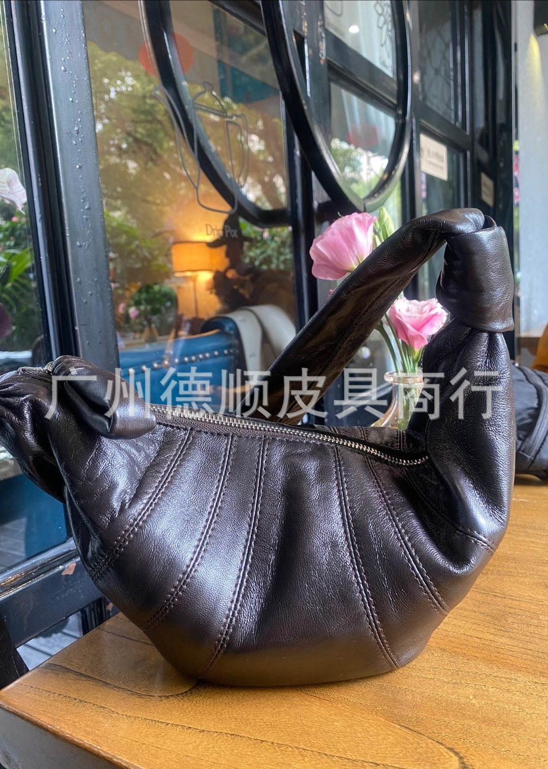 Dark chocolate color