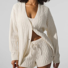 25年新款alo欧美简约针织衫上衣女开衫V领秋冬季绞花毛衣宽松外套