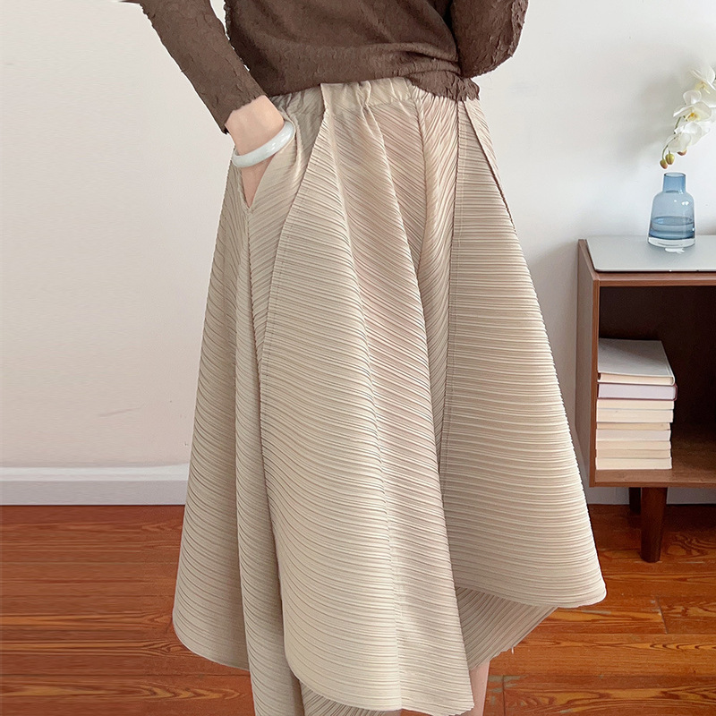 Miyake Summer New Arrival Cropped Wide-leg Pants Women's Hangting Sense Staggered Waist Casual Pants Pleated Pant Skirt plus size All-match