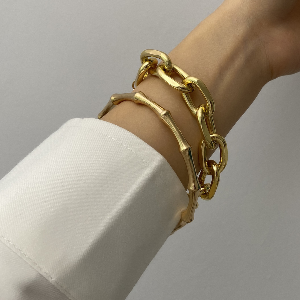 Elegant universal accessory