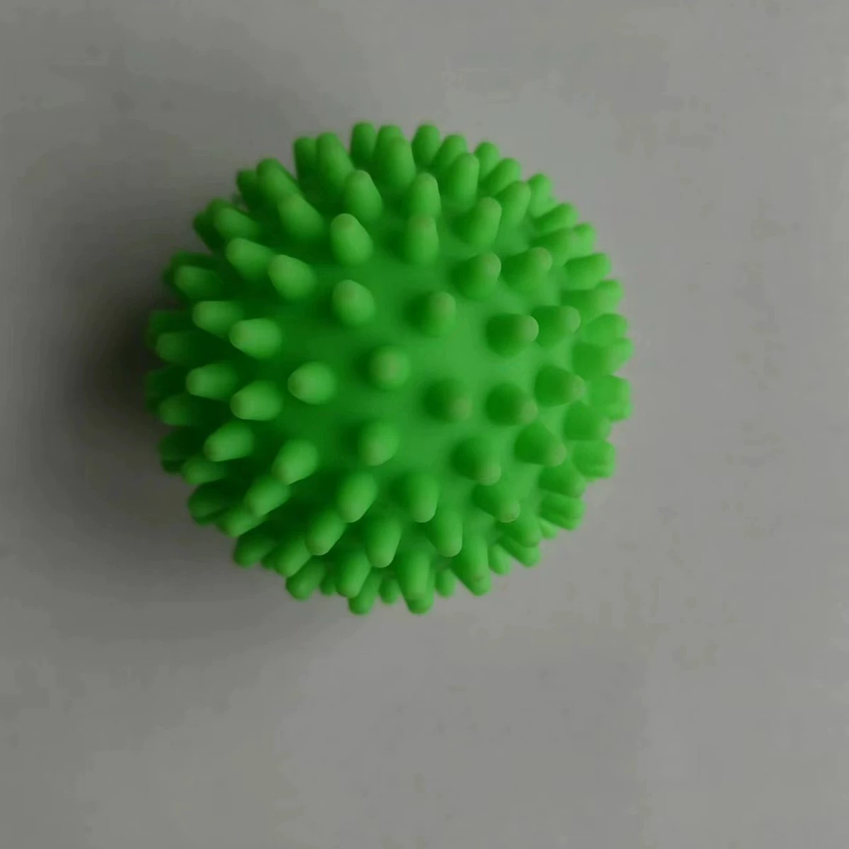 Magic Laundry Washing Ball, Soft-Glue Spiky Ball for Decontamination & Hair Removal, 30 g