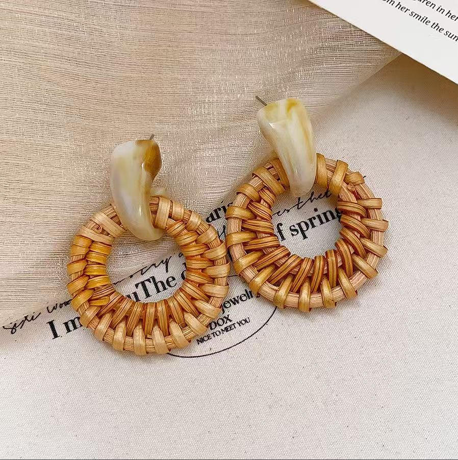 Caña de caída pendientes simple gancho bohemio nicho de moda temperamento de alta sensación auriculares al por mayor mujeres image 13