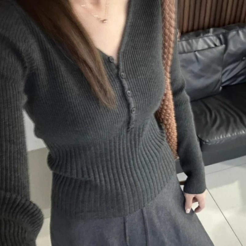 Spring knitted sweater design long-sleeve, Korean style, V-образный вырез, тренд сезона