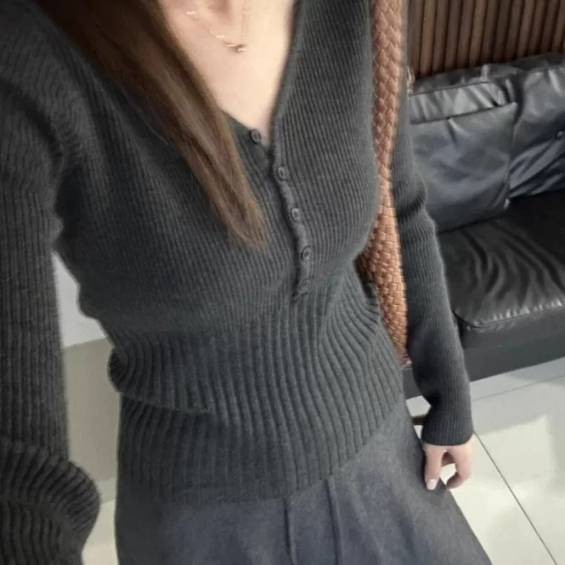 Spring knitted sweater design long-sleeve, Korean style, V-образный вырез, тренд сезона