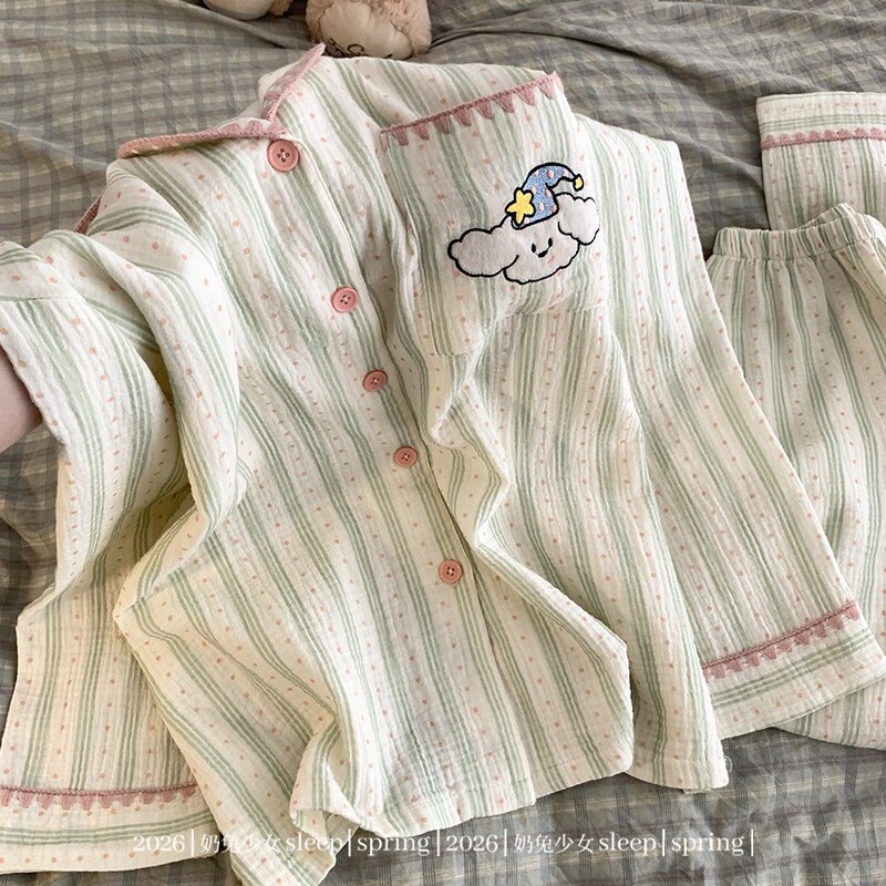 Girls' green striped puppy pajamas, spring and autumn long-sleeve and long-pants set, high-appearance cartoon home wear two-piece set Girls' green striped puppy pajamas, spring and autumn long-sleeve and long-pants set, high-appearance cartoon home wear two-piece set