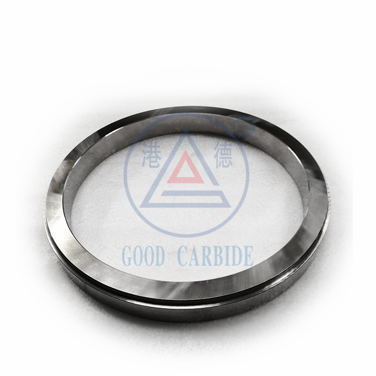 �۵·Ǳ����ͻ�е�ܷ���ٸ־���ѹ�� Ӳ�ʺϽ𾲻����������